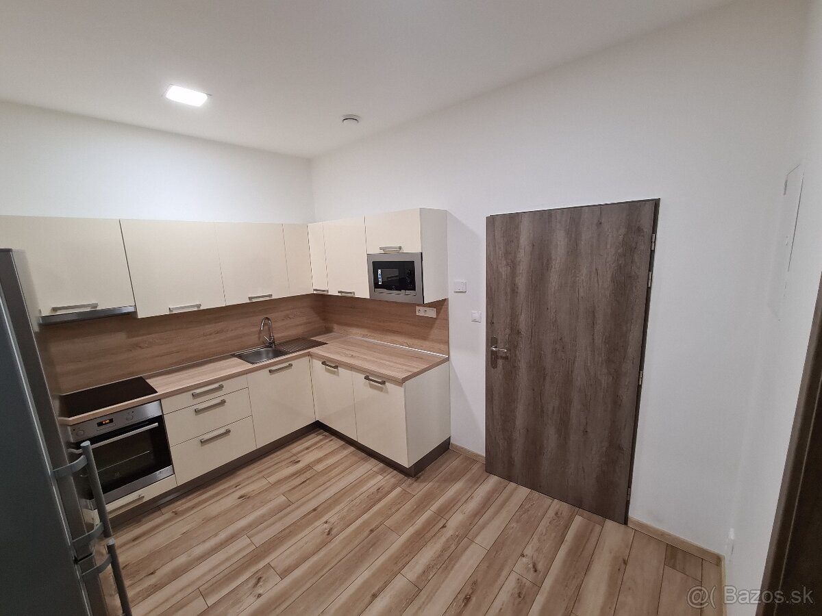 Na prenájom 1- izbový byt - 2