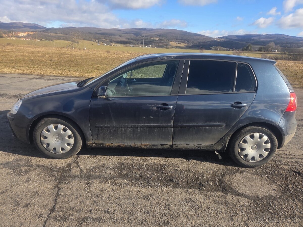 Predám VW GOLF 5 - 2