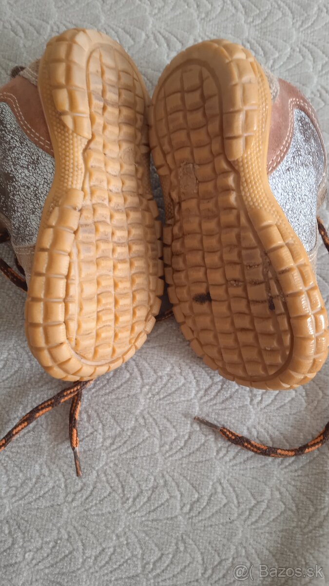 Detské topánky číslo 21 - 2