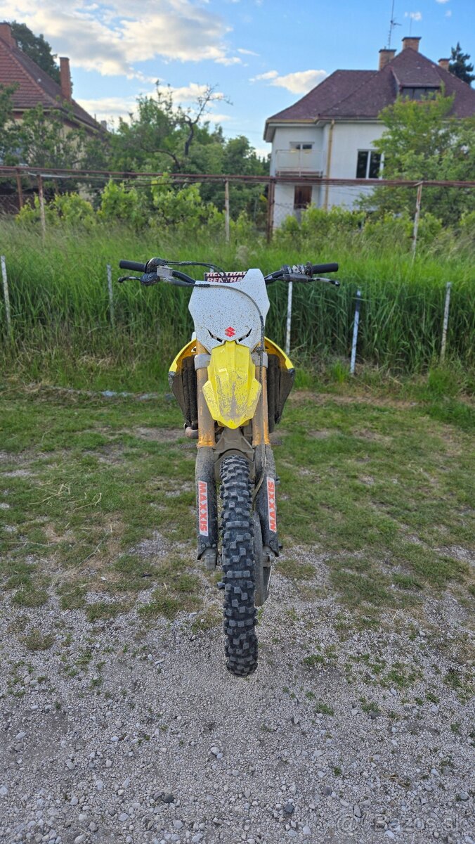Suzuki RMZ 450 2022