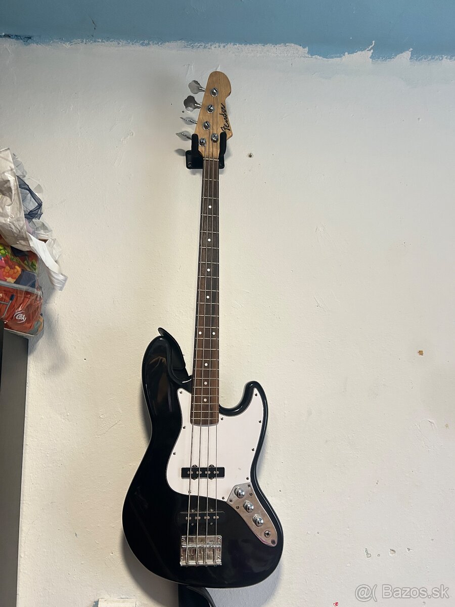 Basguitar fender - 2
