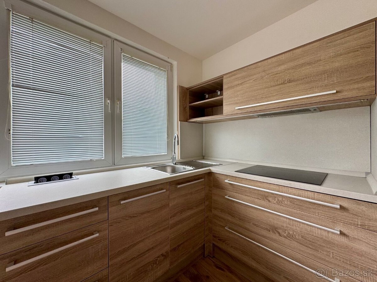 TERASA - NEŠPOROVÁ 2 IZBOVÝ BYT PRI GALÉRII - 2