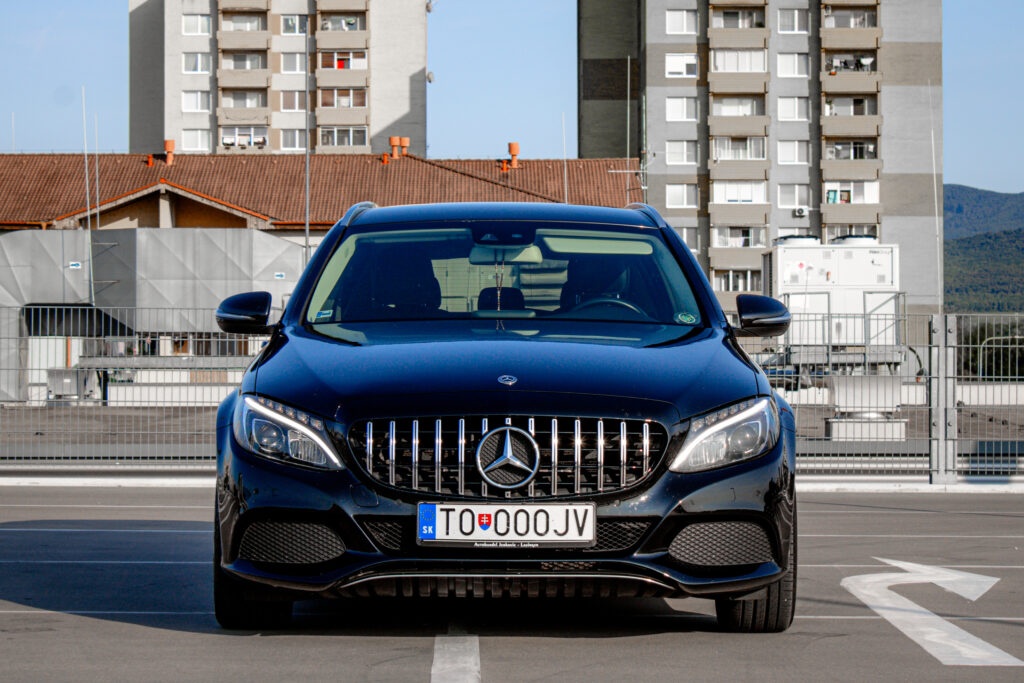 Predam Mercedes C200d, 2143ccm, 9-rychlostny automat - 2