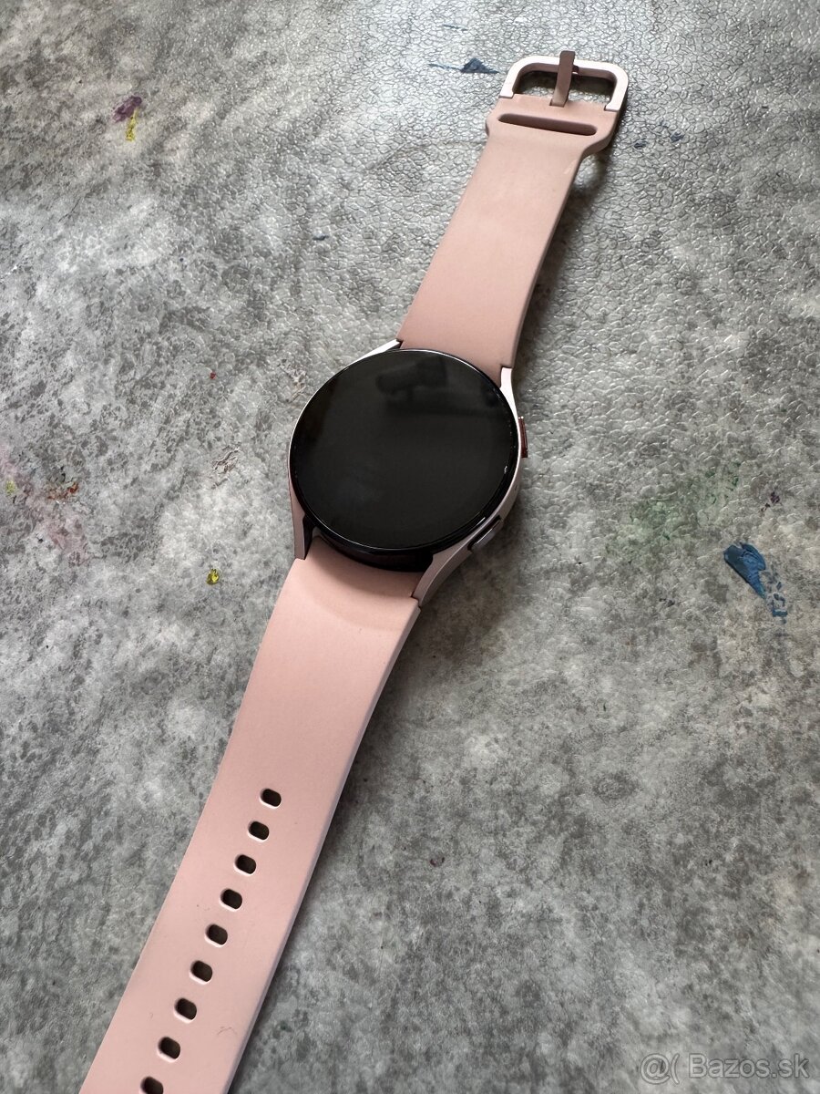 Samsung galaxy S22 + galaxy watch5 - 2