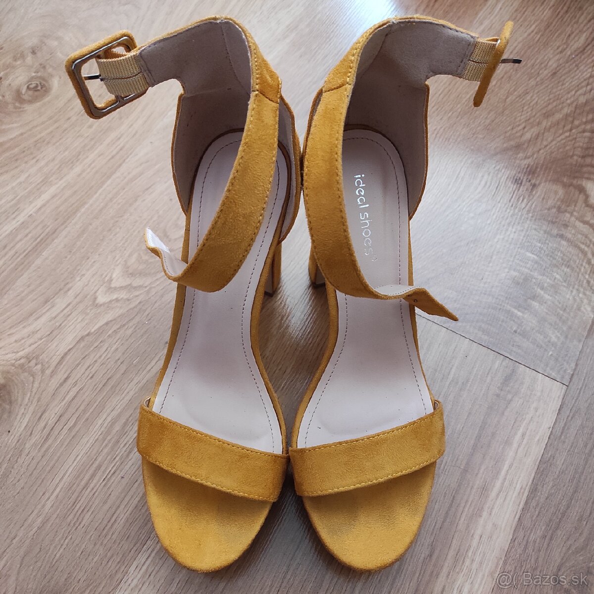Horčicové sandále na platforme - 2