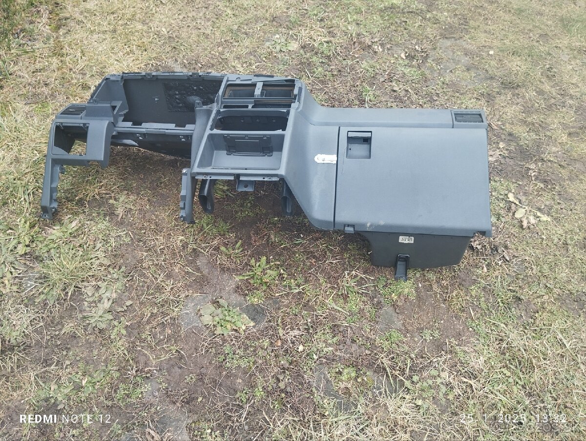 Peugeot 309 diely - 2