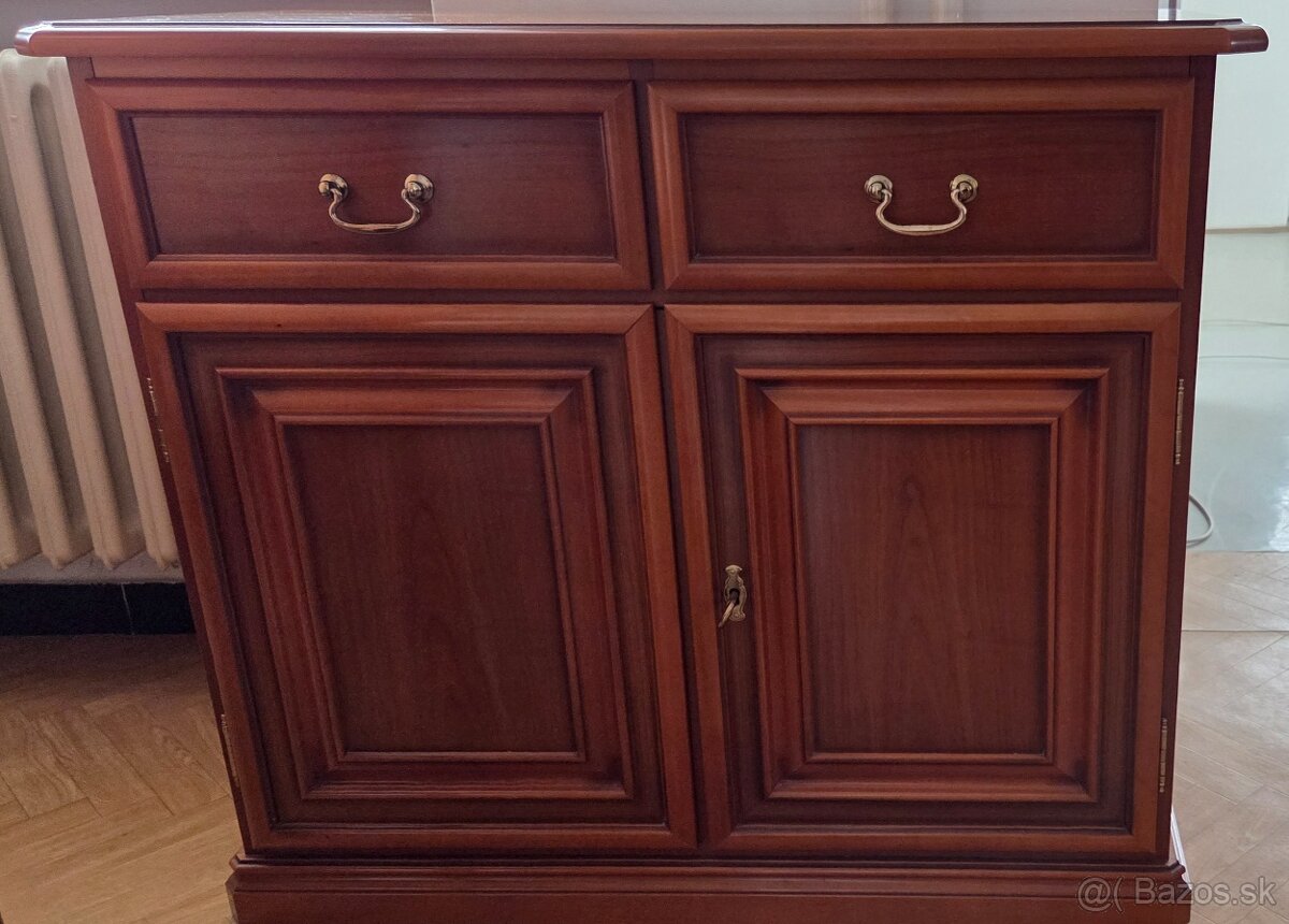 Nábytok z masívu - 2