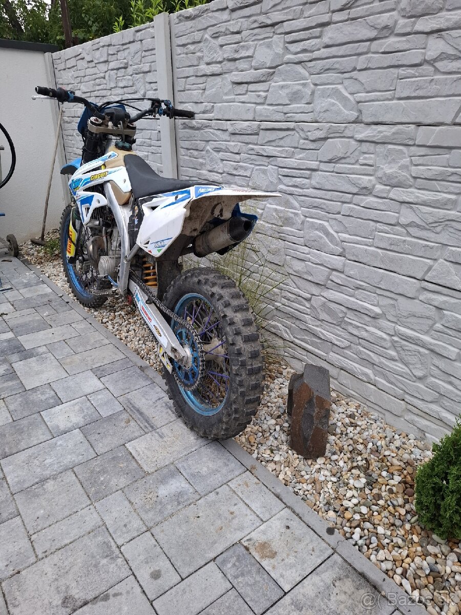 Tm racing en 300 2010