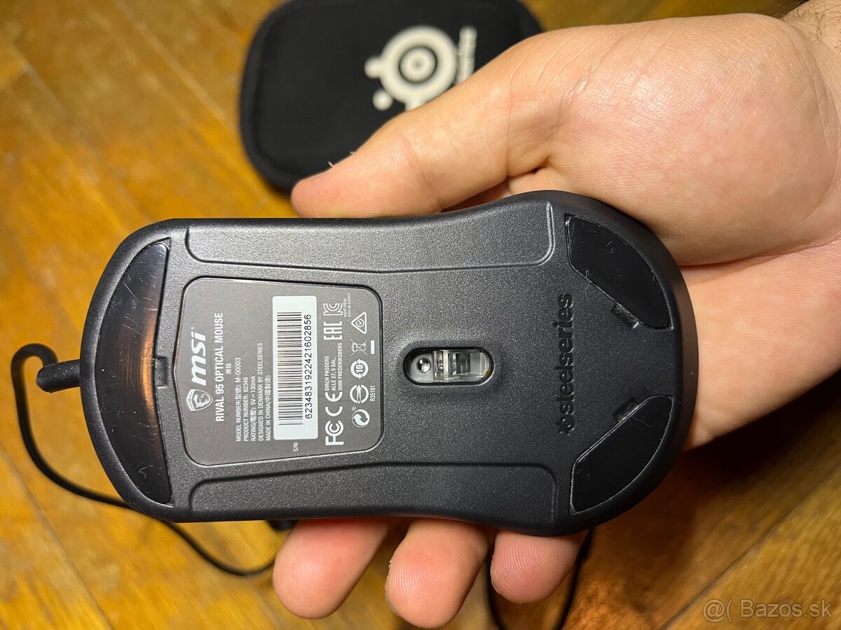 Steelseries x MSI rival 95 - 2