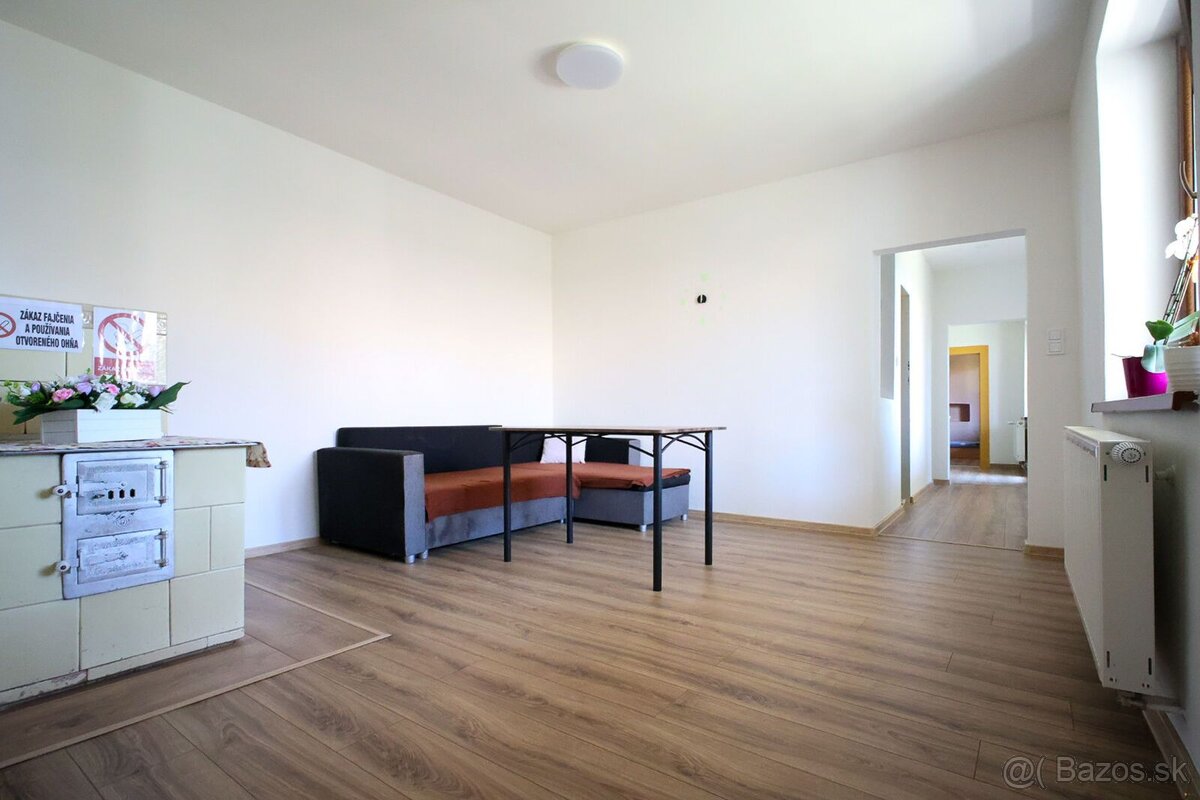 5-izbový rodinný dom - Hontianske Moravce - 2