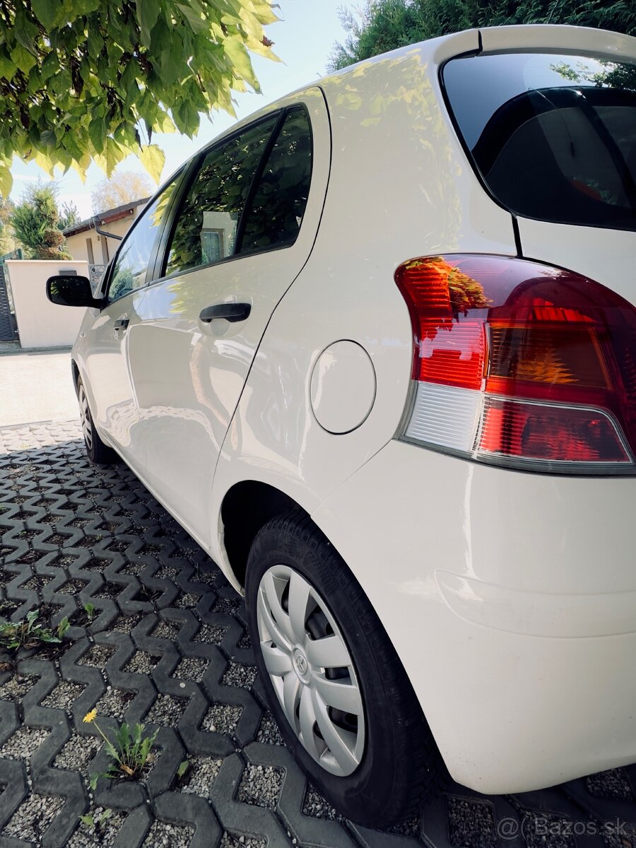 Toyota Yaris - 2