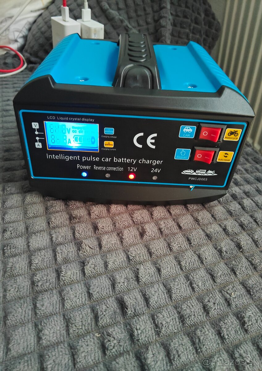 Inteligentná autonabijacka 12V /24v 12 amperova - 2