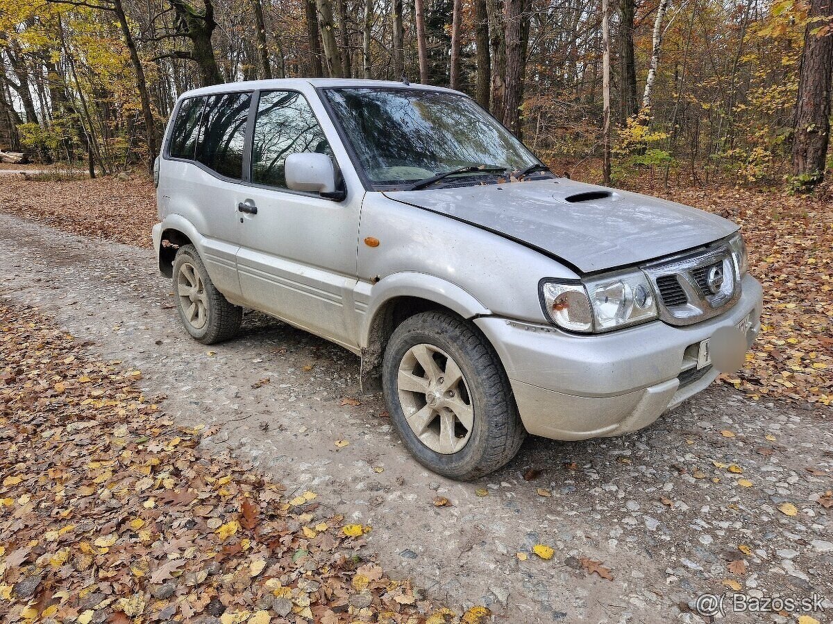 Rozpredam nissan terrano 3dv. - 2