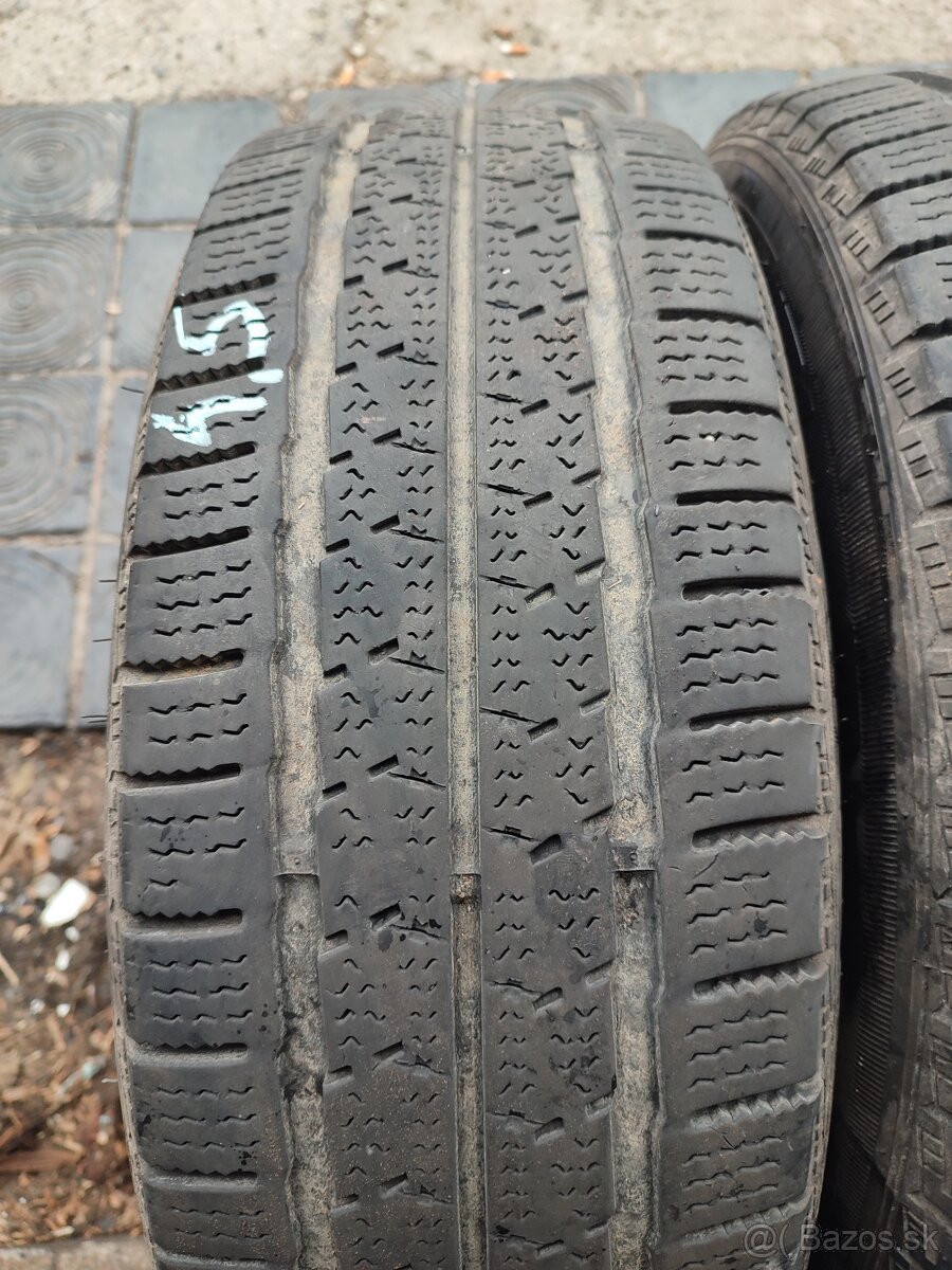 215/65 R16c Nexen - 2