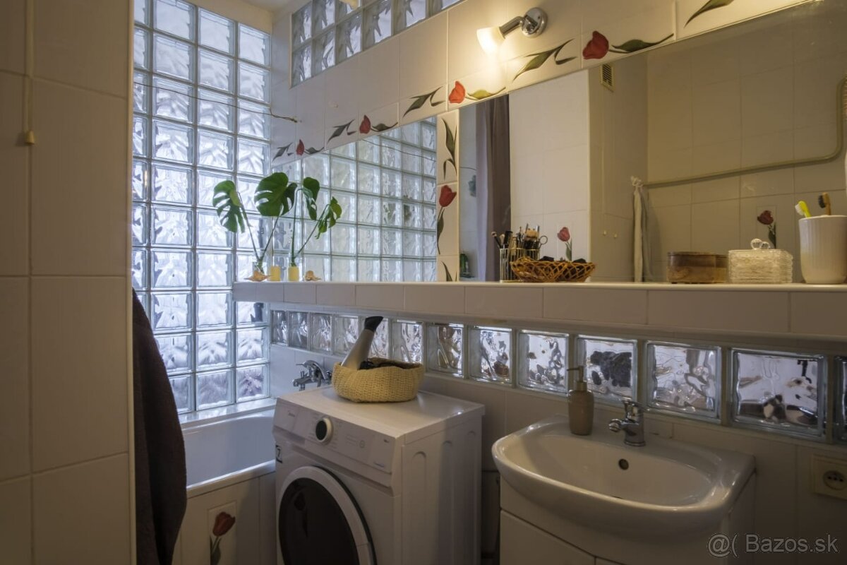 Prenájom 2-izbového bytu PP Banícka - 2