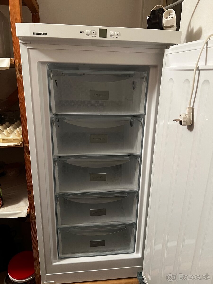 Mraznička Liebherr GP 2033 20E - 2