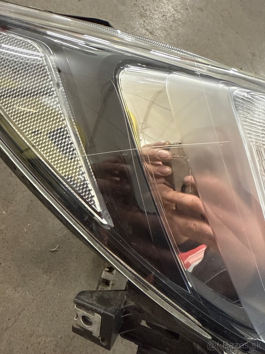 Svetlomet Subaru Outback full led - 2