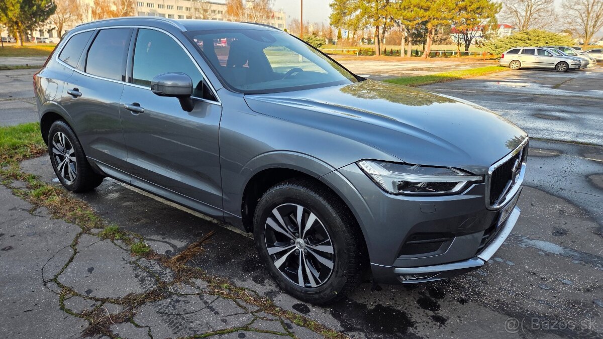 VOLVO XC60 MOMENTUM PRO 2.0 T5 AWD 184kW (250k) A8 - 2