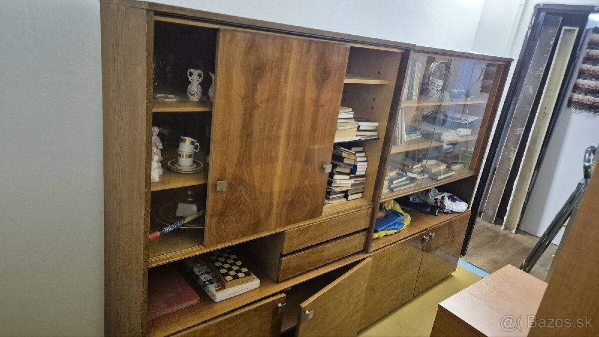 Predám skrine a lavice - 2