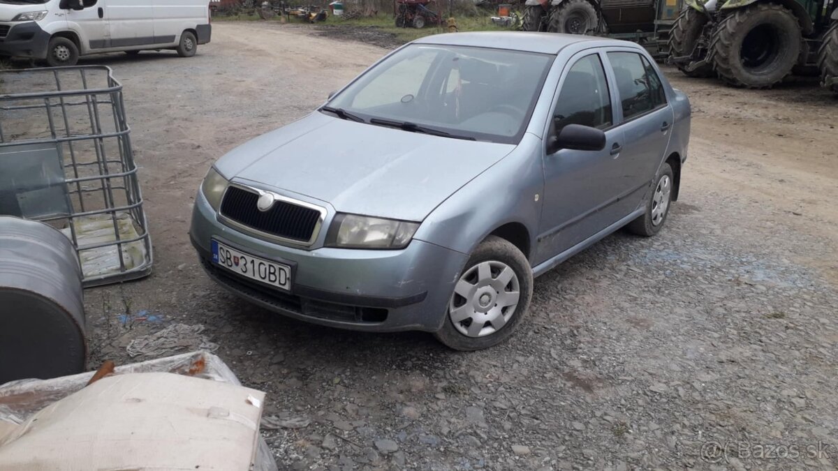 Predám Škodu Fabiu na náhradné diely - 2