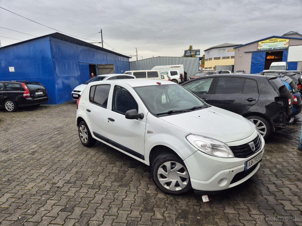 Predám Dacia Sandero 1.4 benzín, rok výroby 2010 - 2