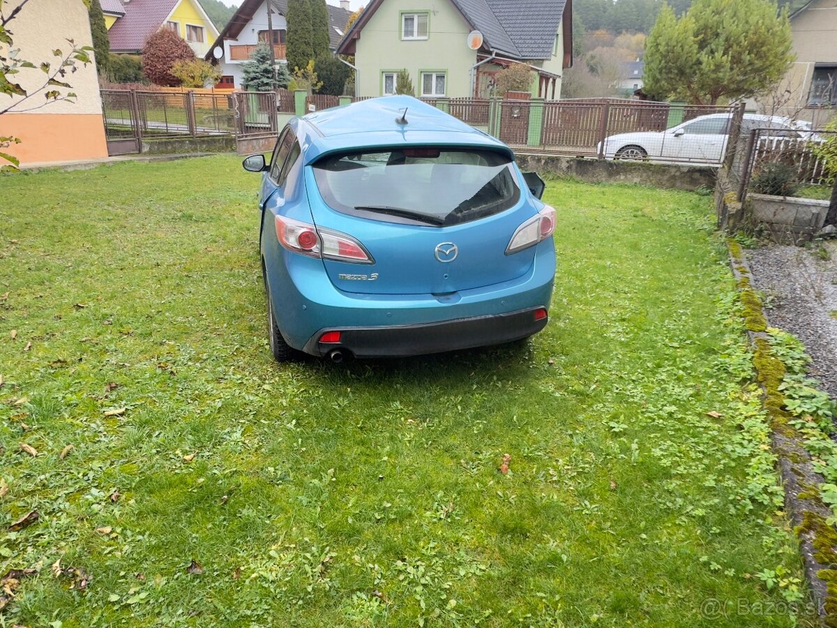 Predám Mazdu 3 BL 1.6 benzín - 2