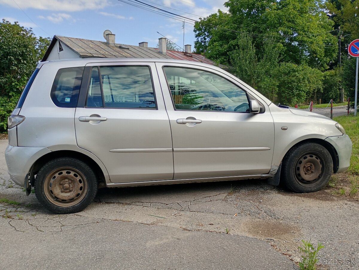 Predám Mazda - 2