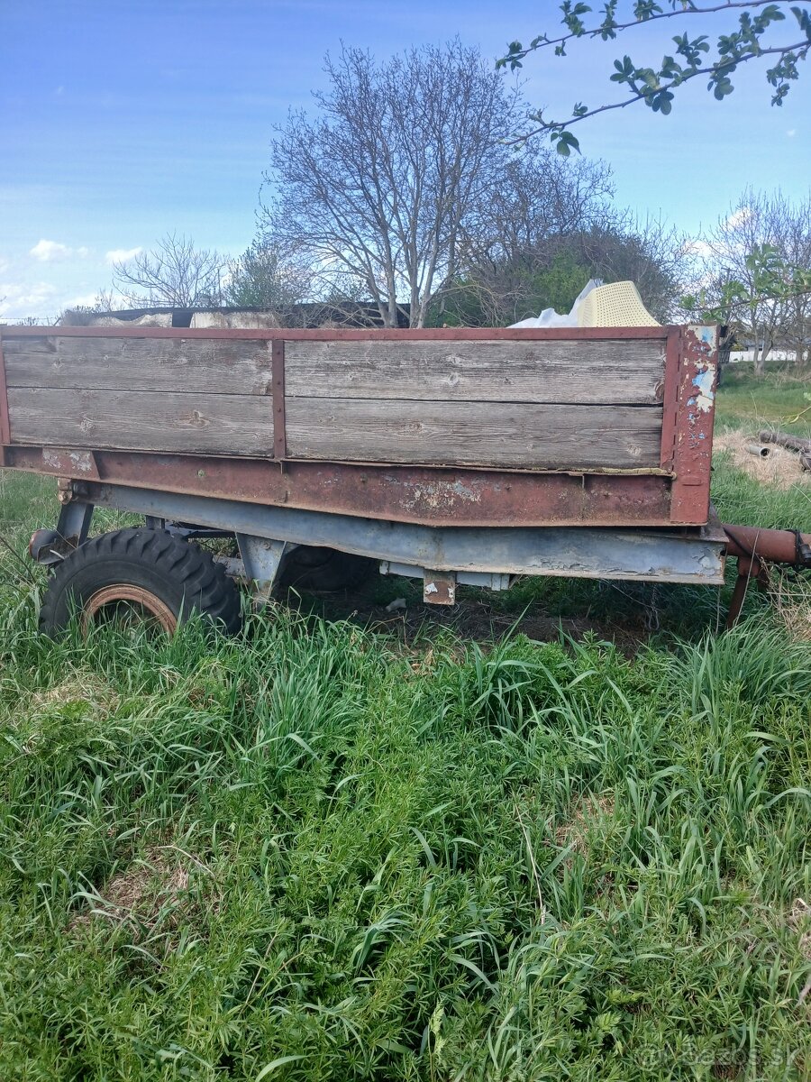 VLEČKA ZA TRAKTOR - 2