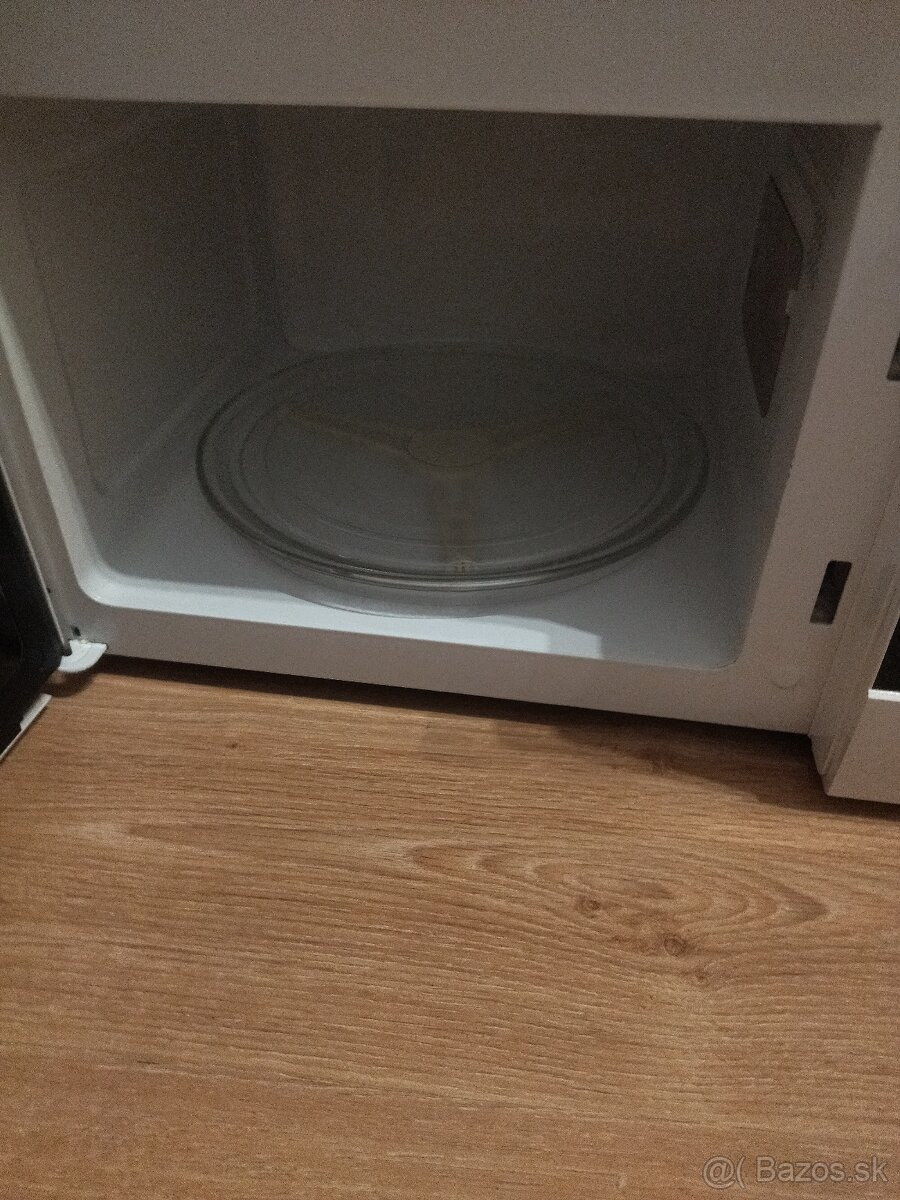 Mikrowlnka Whirpool - 2