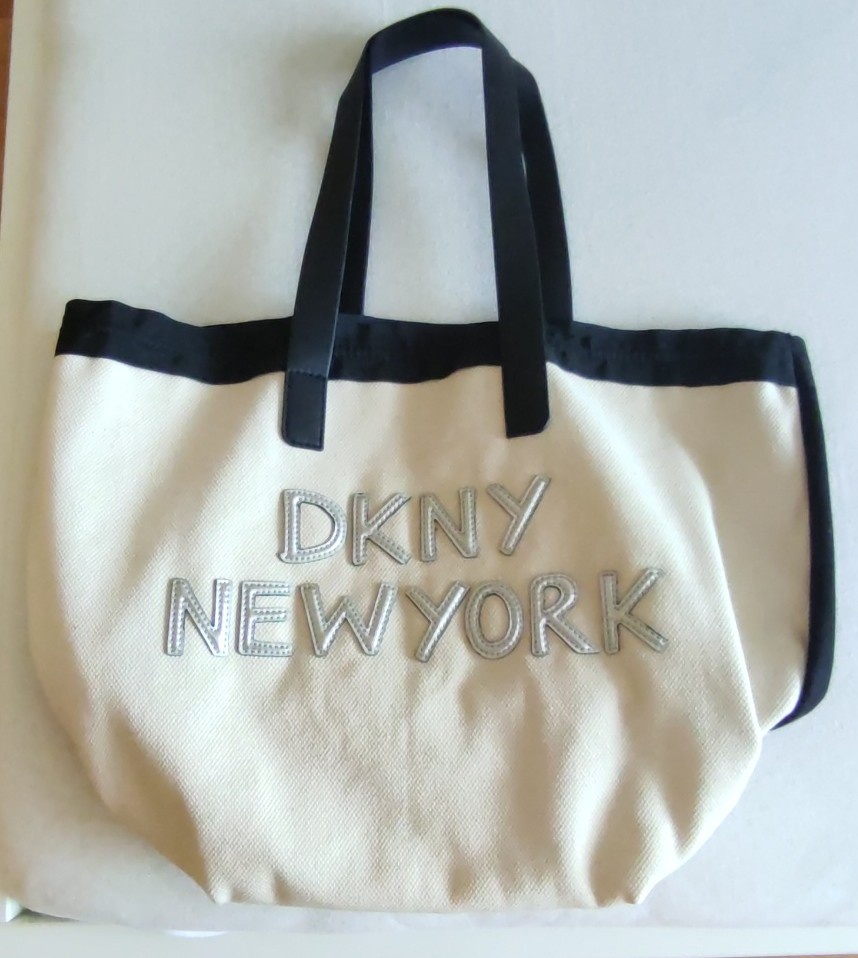 Nová taška DKNY - 2