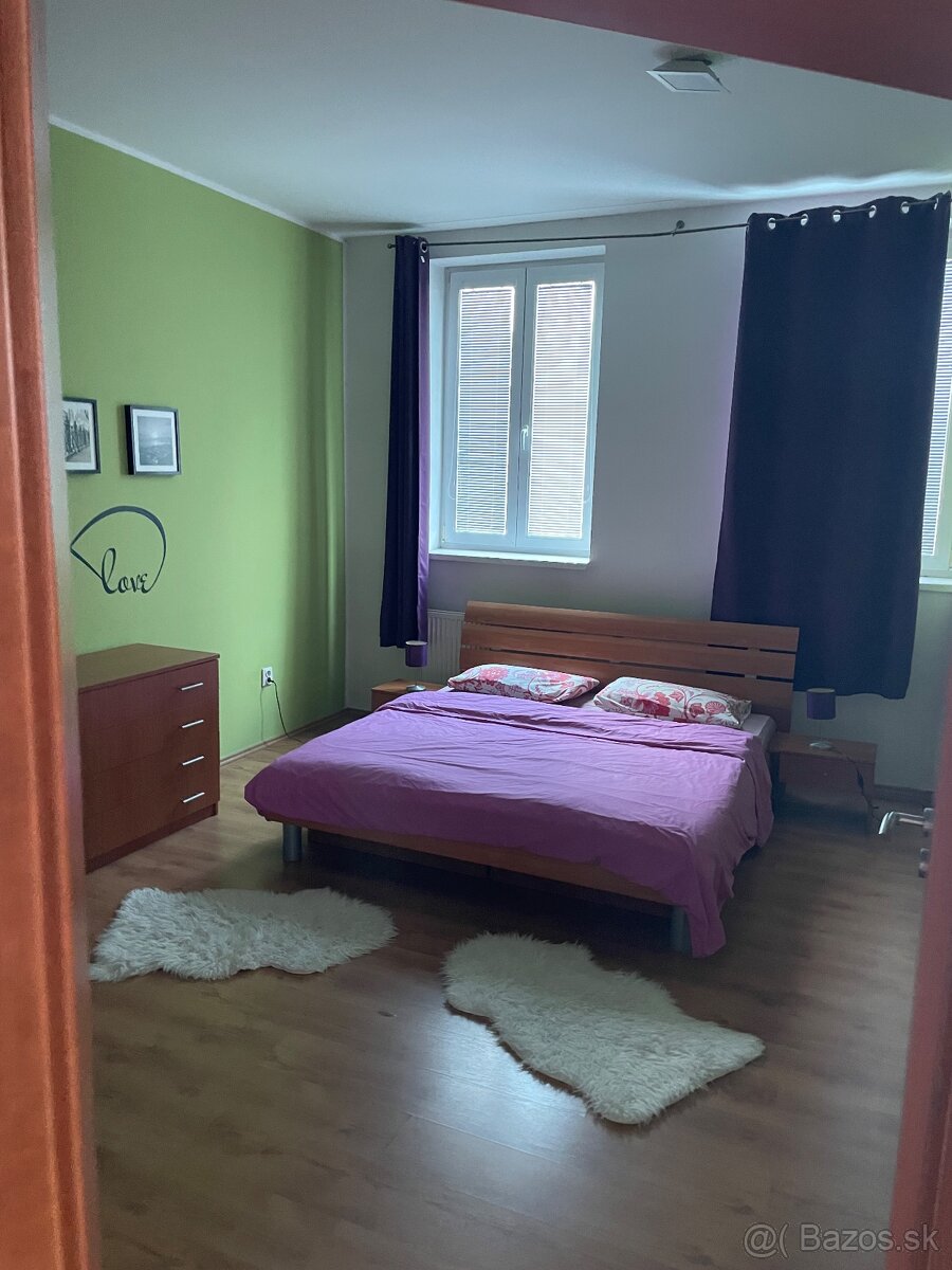 Prenájom 3 izboveho bytu v centre Žiliny - 2