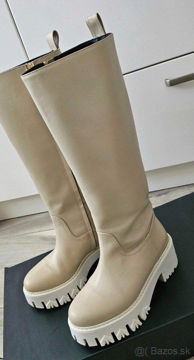 Čižmy Patrizia Pepe, v. 37 - 2