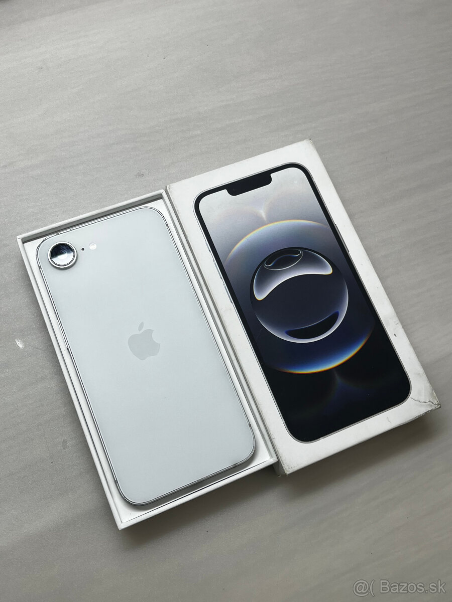 iPhone 16e 256GB 100% baterka - 2