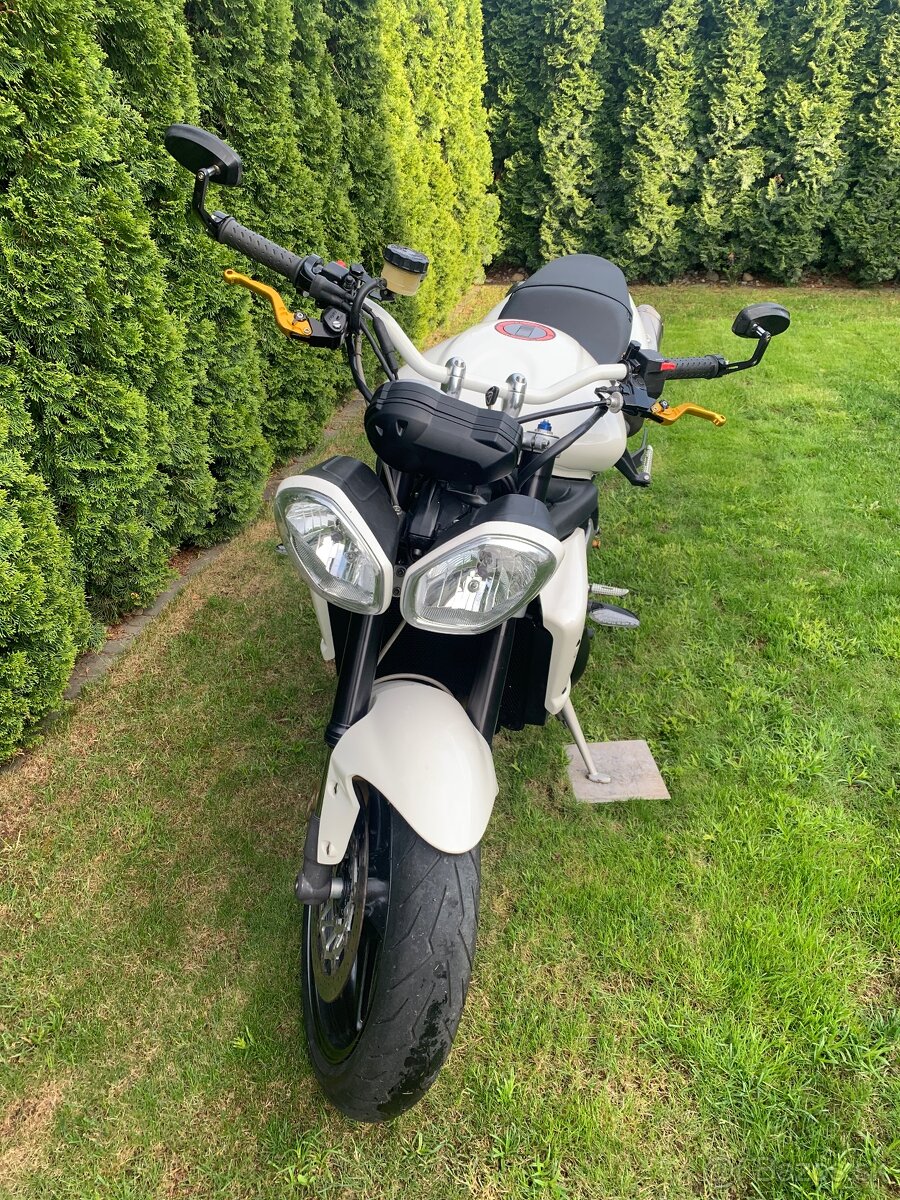Triumph street triple 675 - 2