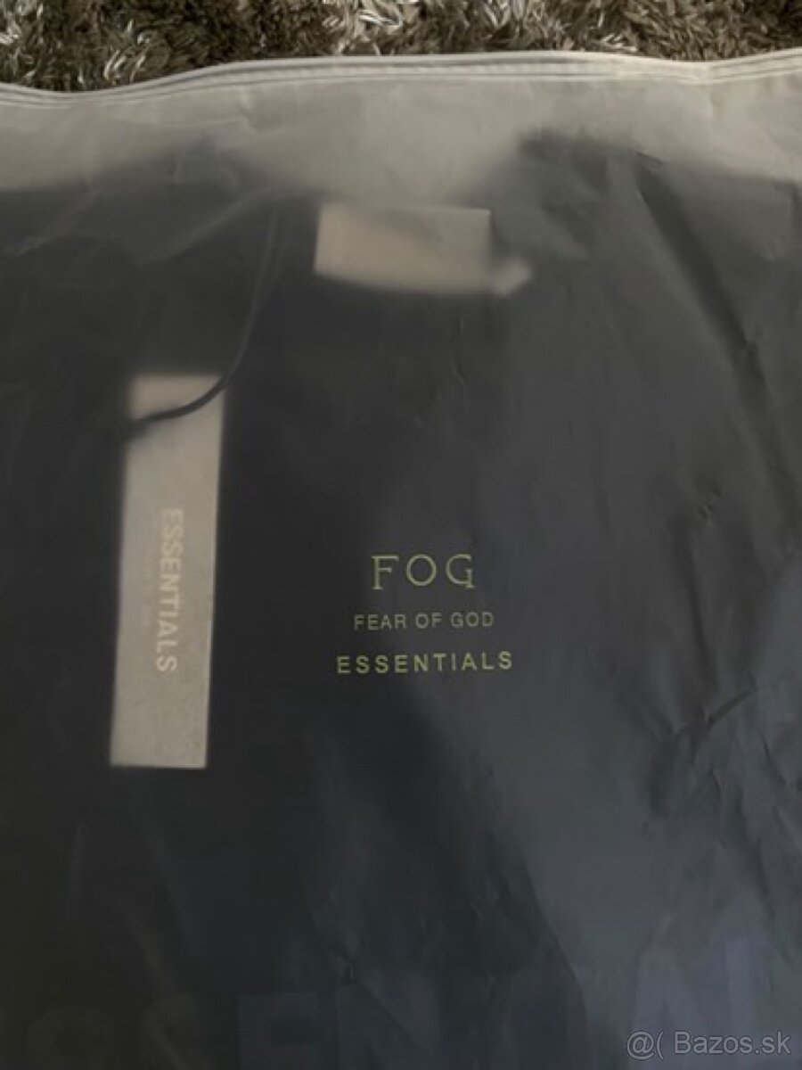 Essntials tricko - 2