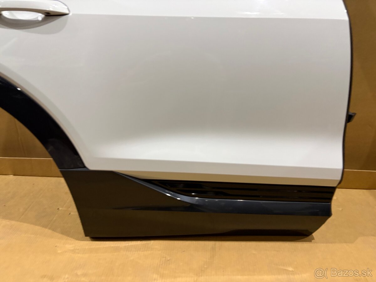 Zadné pravé dvere Audi Q8 etron - 2