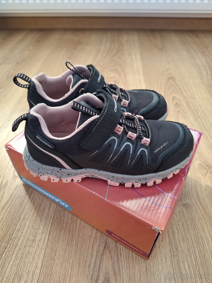 Trekové topánky 33 - 2