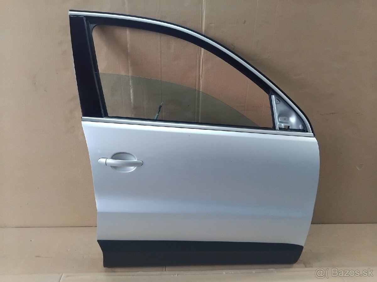 dvere predné pravé Tiguan 2007-2015 - 2