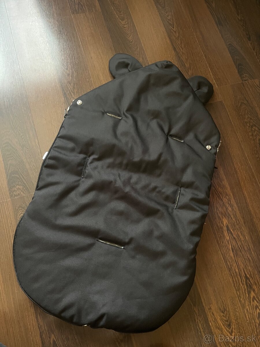 Fusák do autisedačky - 2