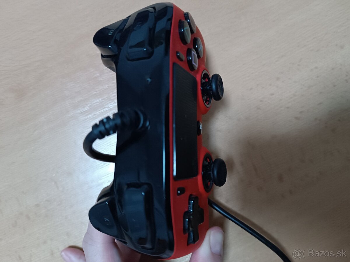 ovládače na PS4 - 2