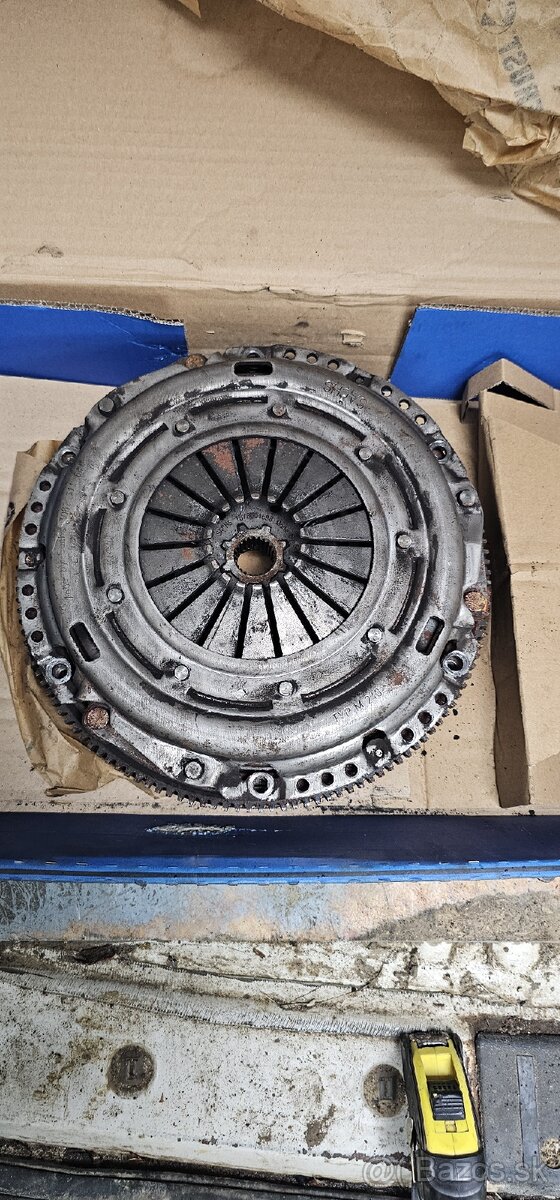 Predám spojkovu sadu - 2