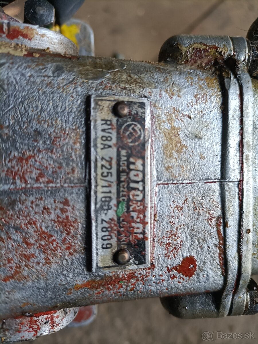 Vstrekovacie Čerpadlo na Sláviu 2valec - 2