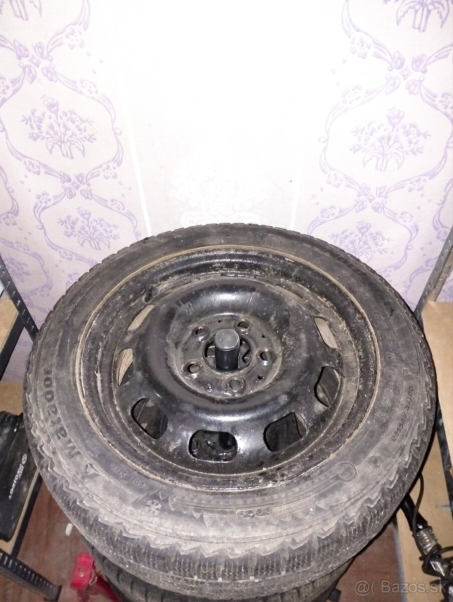 Mercedes A140 zimné pneumatiky+ plecháče - 2