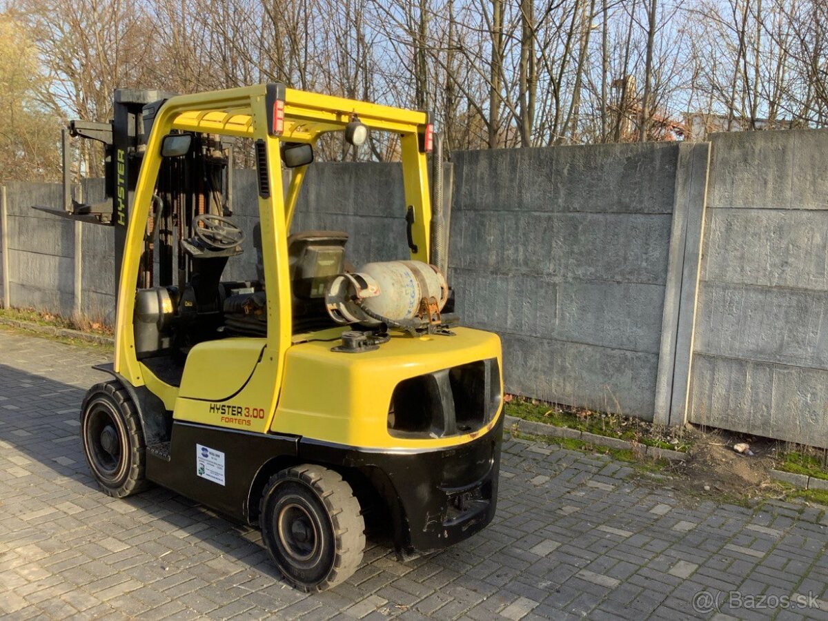 Hyster H3.0FT – 3t LPG, Triplex 4,9m, Mazda FE - 2