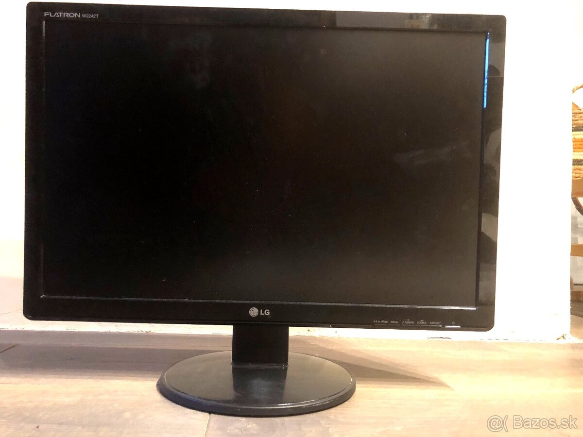 LG W2242T-PF 22″ - 2