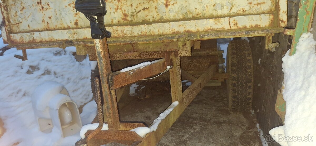 Vyklapacia vlečka - 2