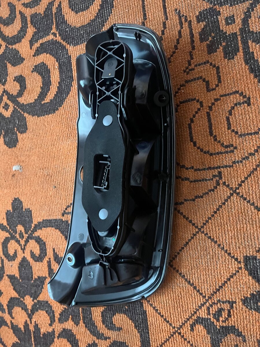 Lancia Ypsilon Ľavé Svetlo 51786658 - 2