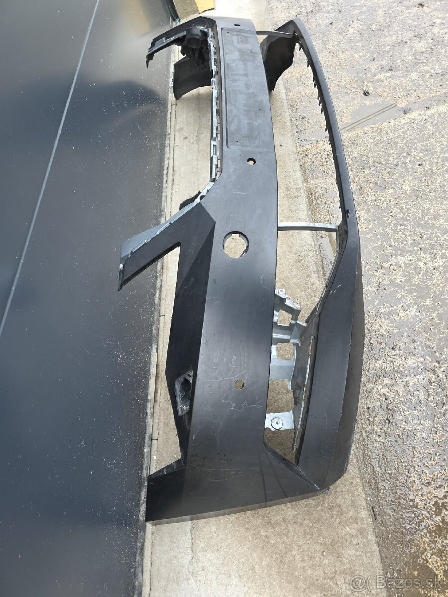 Škoda Superb 3 III 2015- predný nárazník - 2