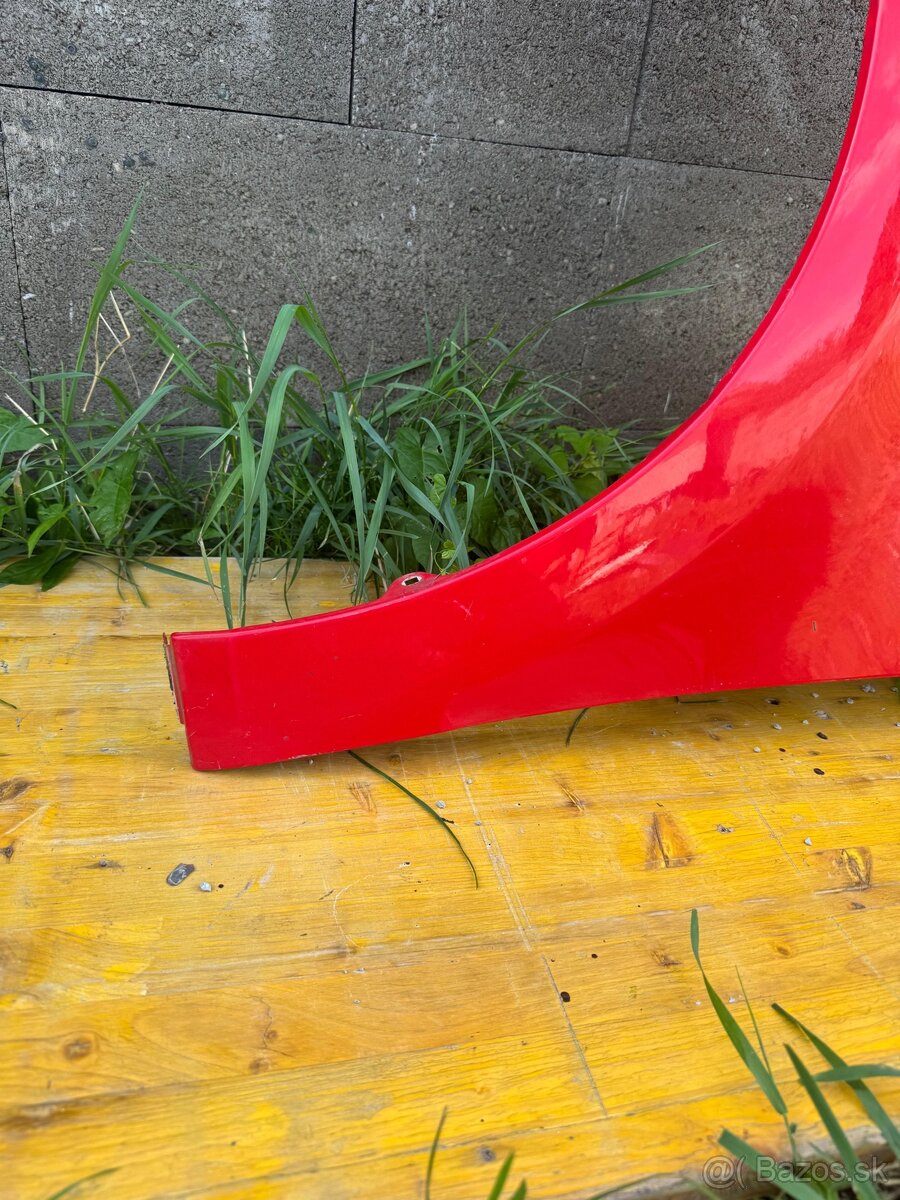 Predný ľavý blatnik VW Polo - 2