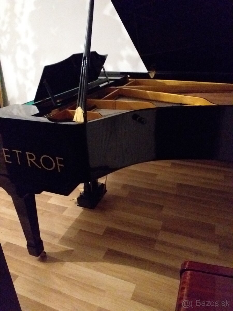 Predám koncertné krídlo Petrof - 2